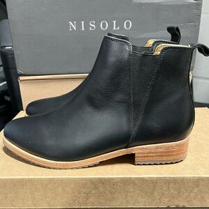 NISOLO Eva Everyday Chelsea Boot Black 6.5 Women’s All Leather Upper Soles NEW
